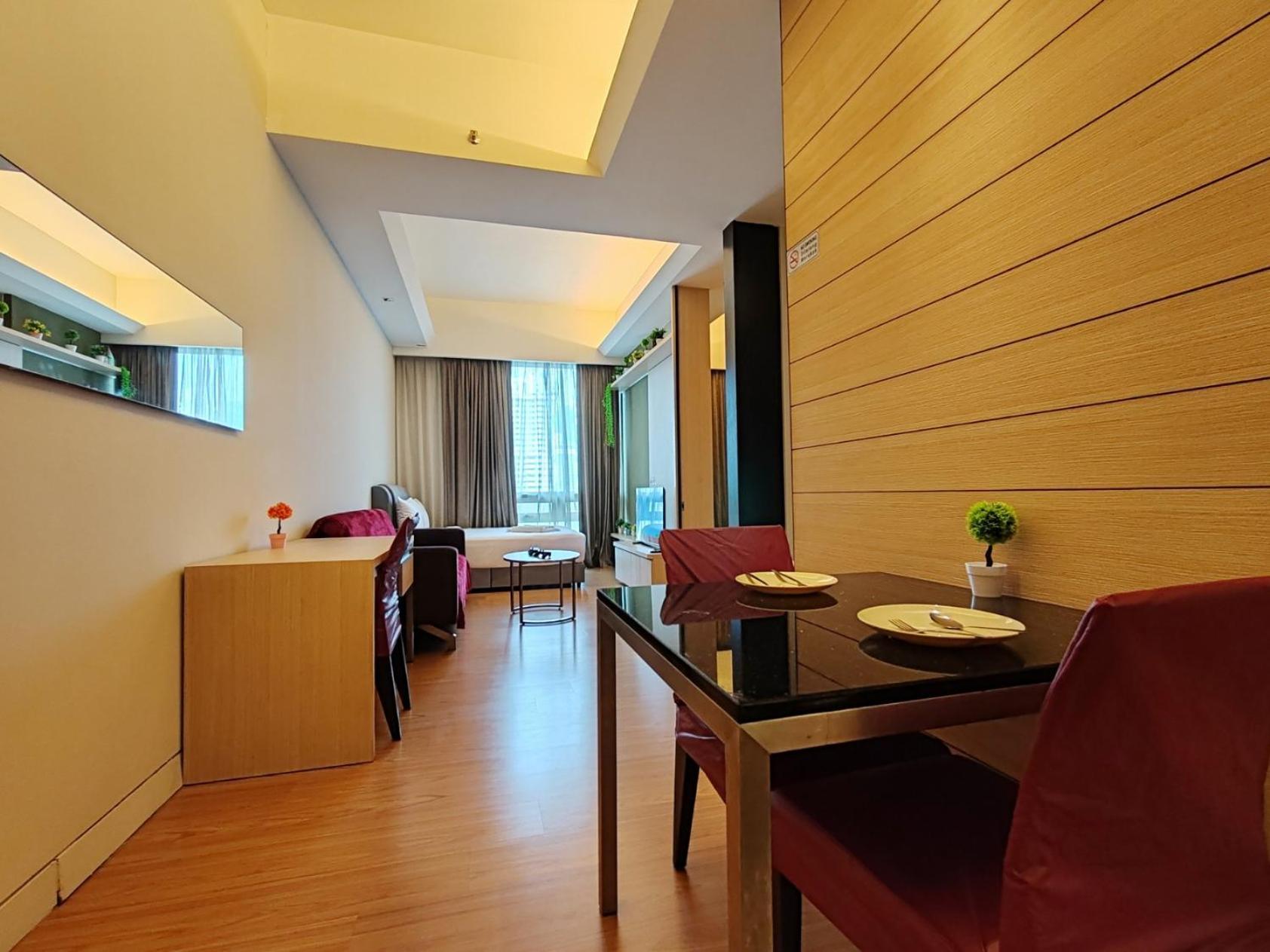 No Other Fee - Swiss Garden By The Boston House Kuala Lumpur Room photo